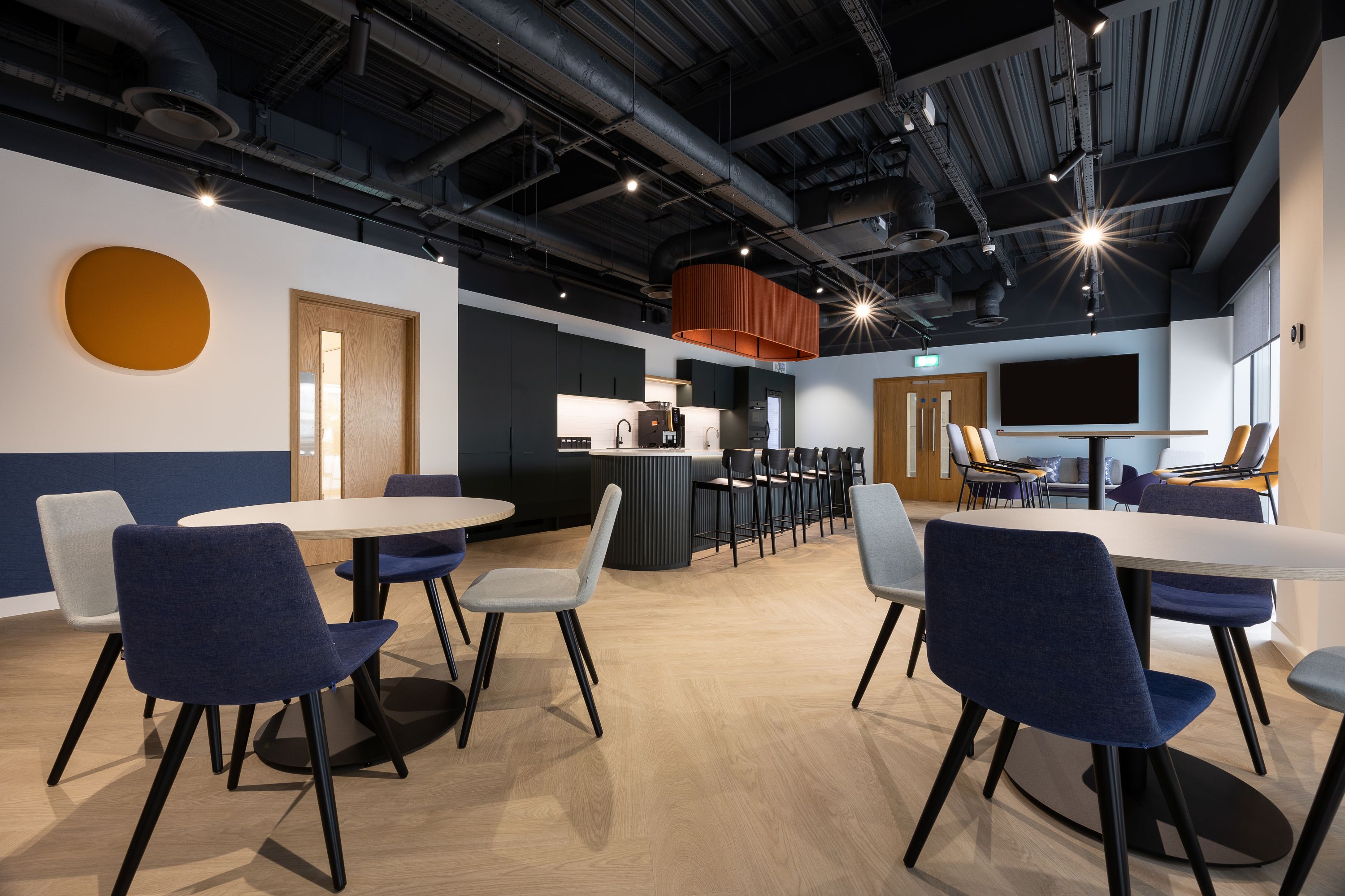 A flexible social and collaboration space completed by POS Interiors at Plaza House